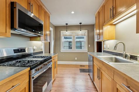 529 Saratoga Street S Saint Paul MN 55116