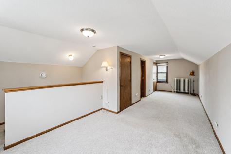 529 Saratoga Street S Saint Paul MN 55116