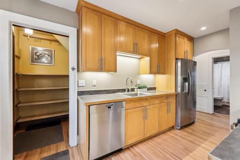 529 Saratoga Street S Saint Paul MN 55116