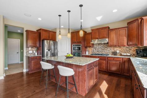 14905 59th Avenue N Plymouth MN 55446