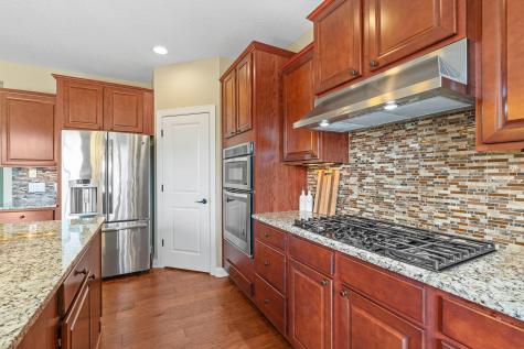 14905 59th Avenue N Plymouth MN 55446