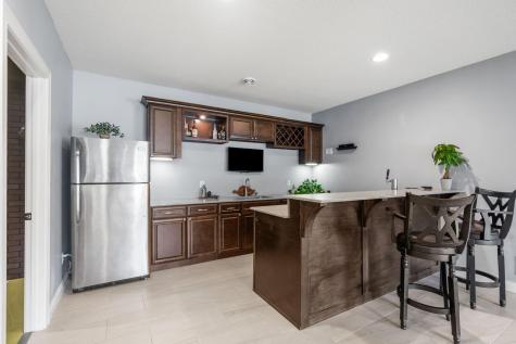 14905 59th Avenue N Plymouth MN 55446