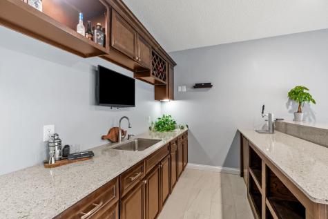 14905 59th Avenue N Plymouth MN 55446