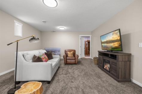 19151 Shamrock Lane Shafer MN 55074