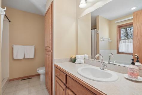 6102 Wildwood Way Monticello MN 55362