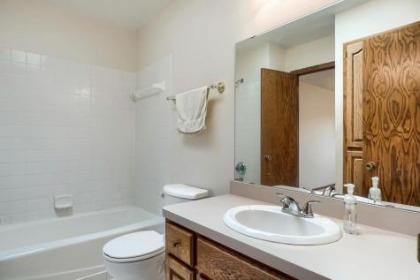 5887 144th Street W Apple Valley MN 55124
