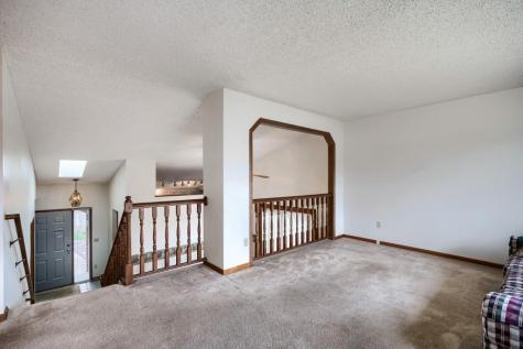 5887 144th Street W Apple Valley MN 55124