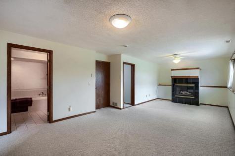 5887 144th Street W Apple Valley MN 55124