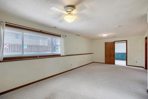 5887 144th Street W Apple Valley MN 55124