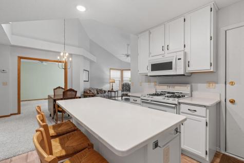 538 Queens Gate New Brighton MN 55112