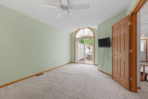 538 Queens Gate New Brighton MN 55112