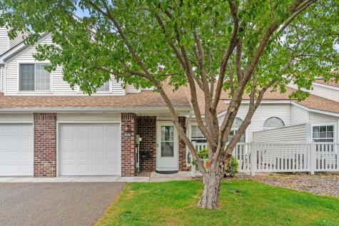 538 Queens Gate New Brighton MN 55112