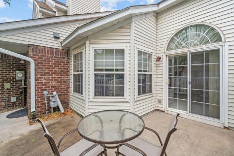 538 Queens Gate New Brighton MN 55112