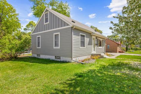4936 Abbott Avenue N Brooklyn Center MN 55429