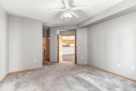 2405 39th Avenue NE Saint Anthony MN 55421