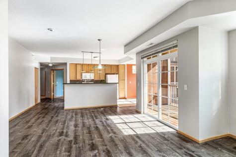 2405 39th Avenue NE Saint Anthony MN 55421