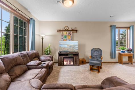 155 Stallion Lane Circle Pines MN 55014