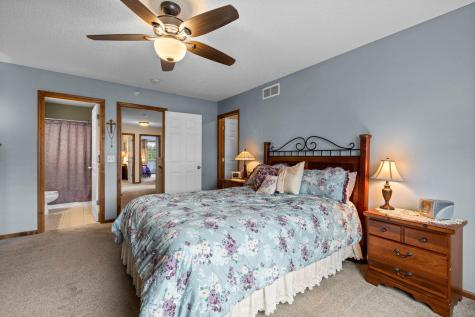 155 Stallion Lane Circle Pines MN 55014