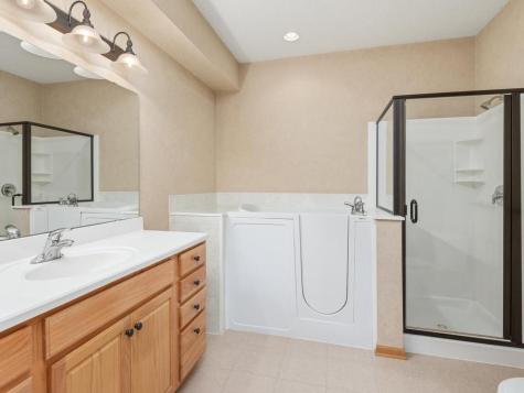 11513 Chisholm Circle NE Blaine MN 55449