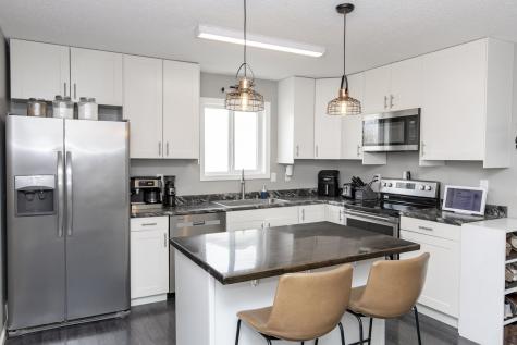 505 4th Street E Horace ND 58047