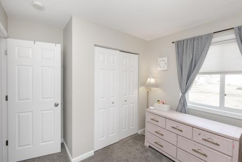 505 4th Street E Horace ND 58047