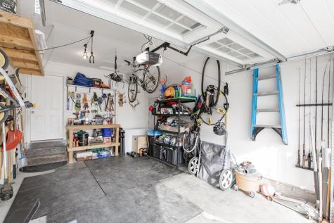 505 4th Street E Horace ND 58047