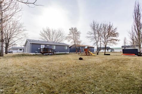 505 4th Street E Horace ND 58047