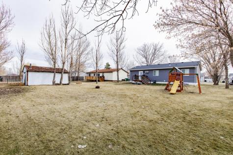 505 4th Street E Horace ND 58047