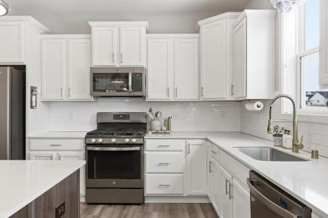 1241 Maple Lane Carver MN 55315