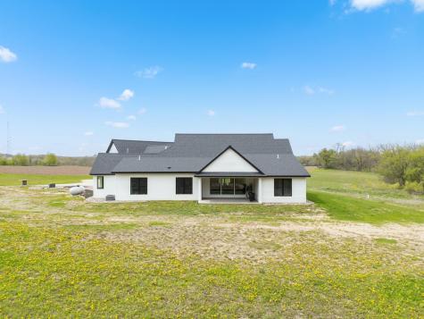 9016 County Road 3 NW Oronoco MN 55960