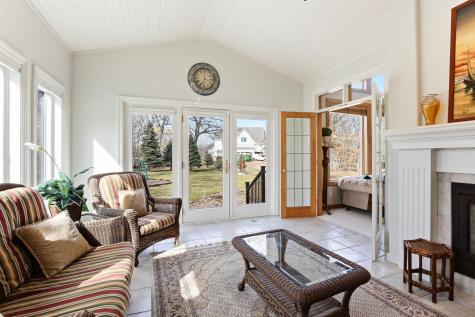 2 Bent Tree Lane North Oaks MN 55127