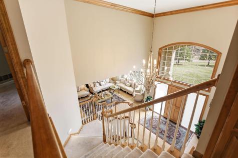 2 Bent Tree Lane North Oaks MN 55127