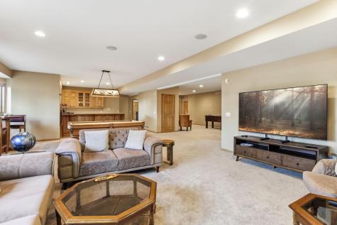 2 Bent Tree Lane North Oaks MN 55127