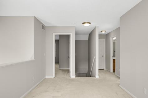 204 Manitoba Lane Little Canada MN 55117