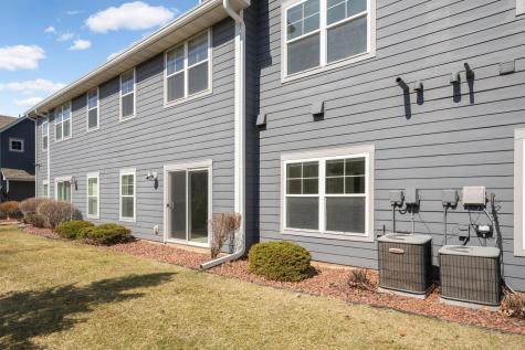 204 Manitoba Lane Little Canada MN 55117