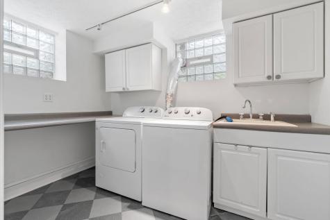 2790 Dean Parkway Minneapolis MN 55416