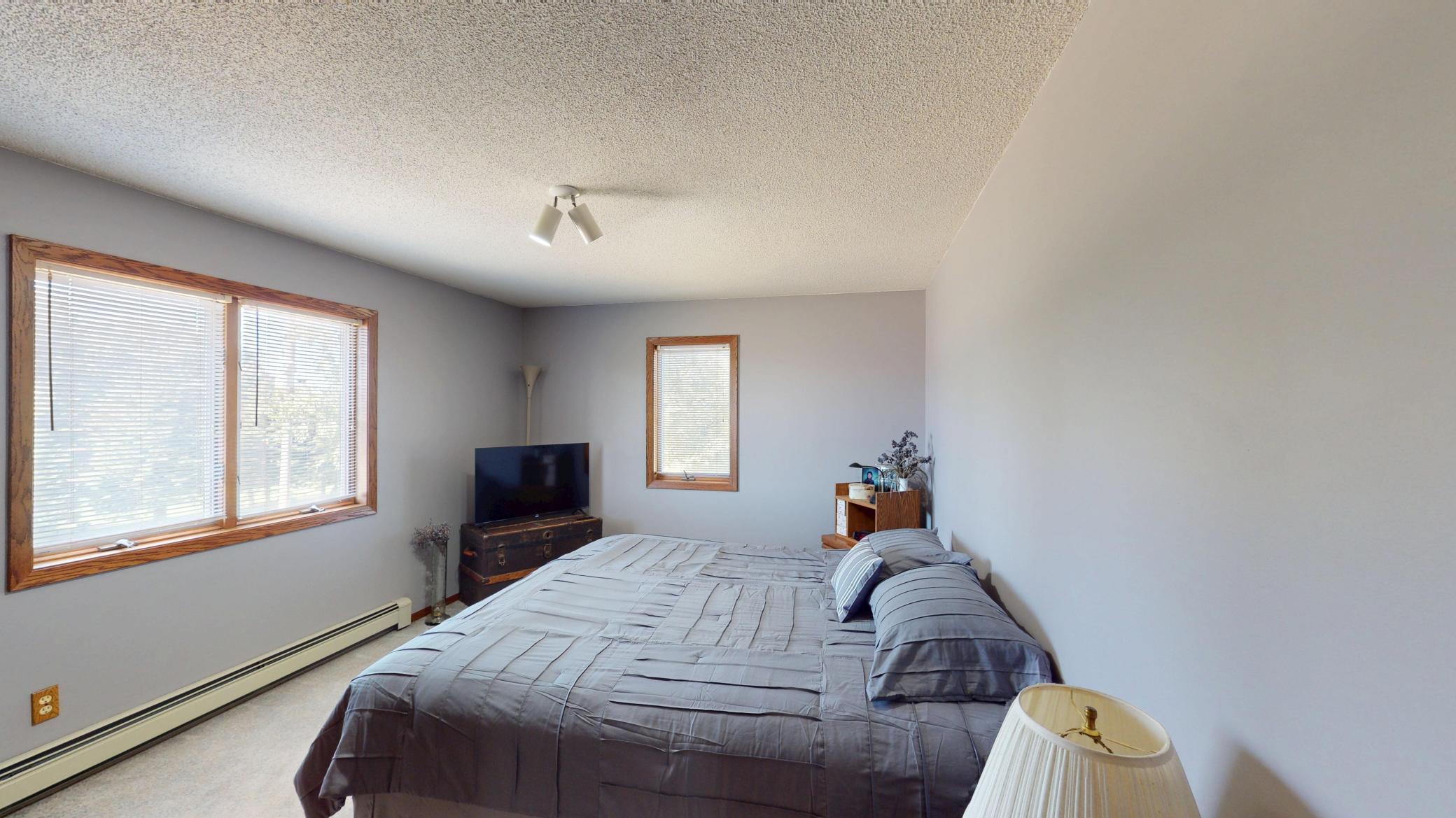 2418 W Main Street Albert Lea MN 56007