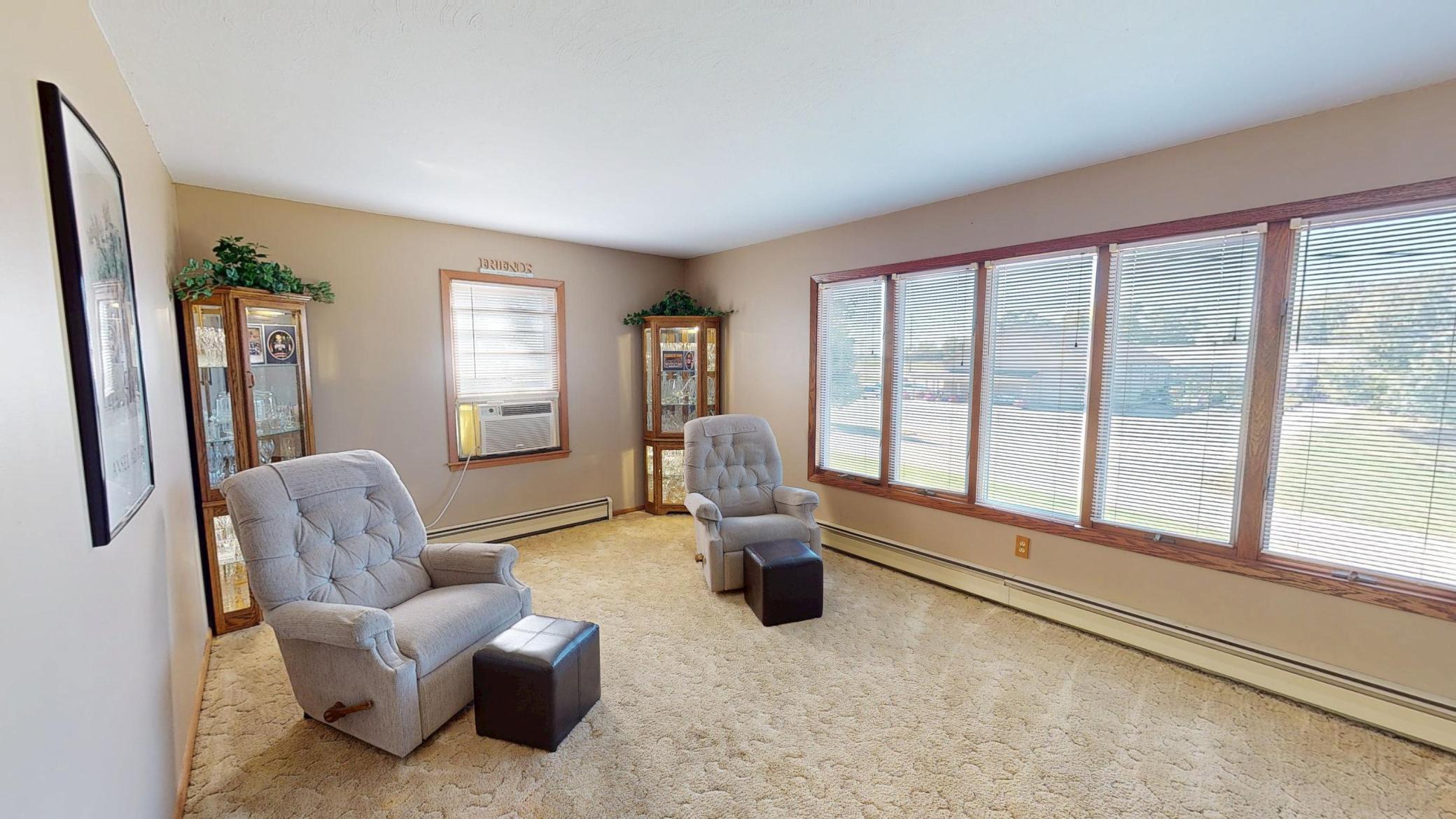 2418 W Main Street Albert Lea MN 56007