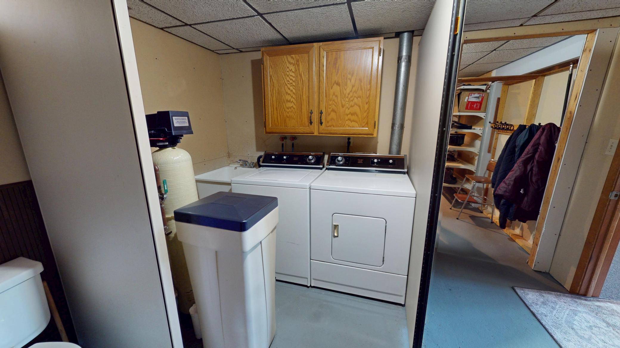 2418 W Main Street Albert Lea MN 56007