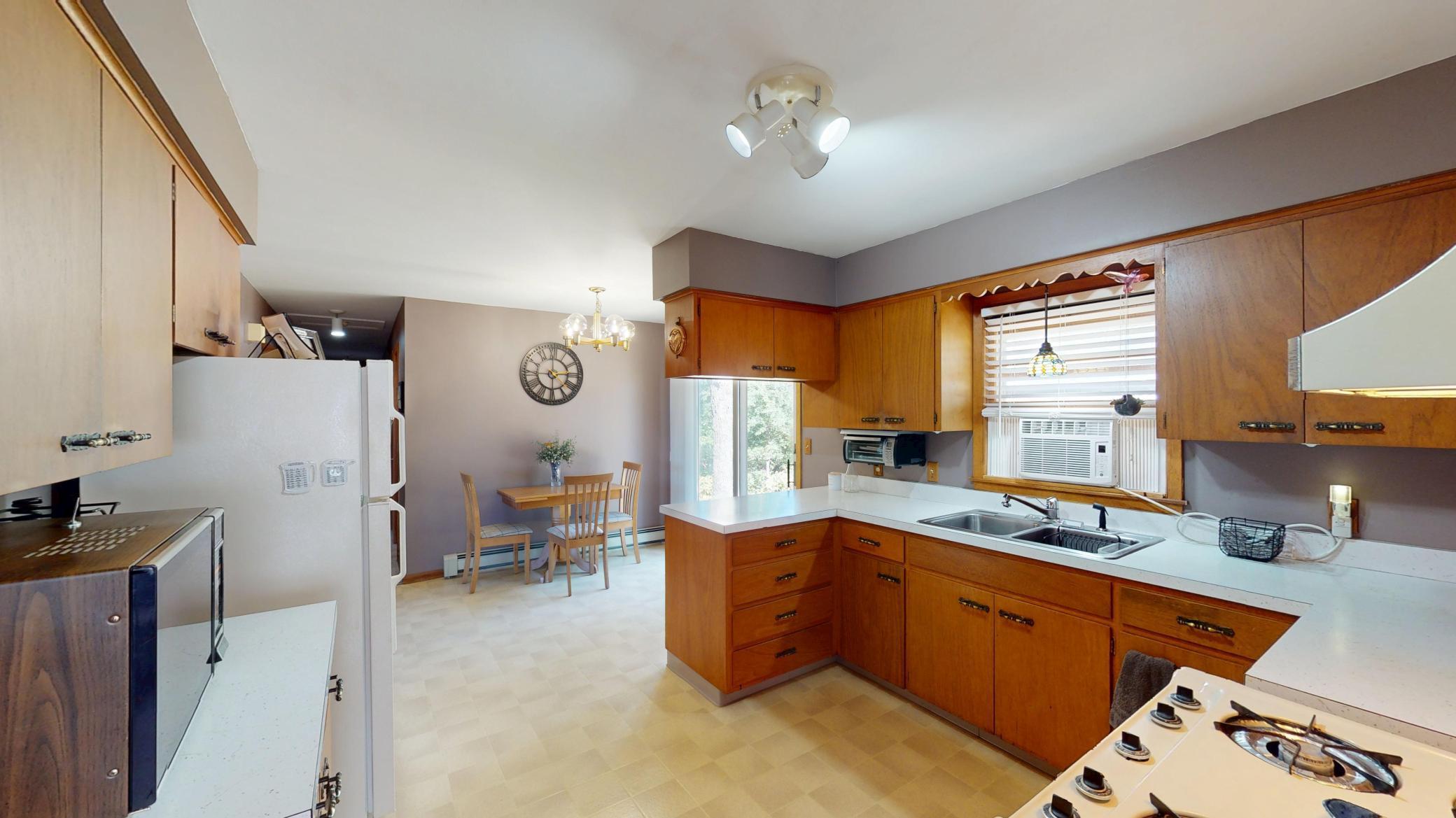 2418 W Main Street Albert Lea MN 56007