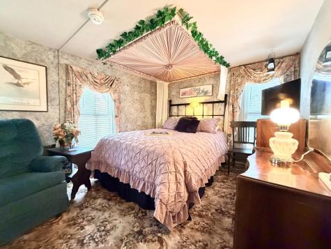 219 Moore Street Jackson MN 56143