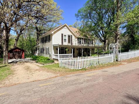219 Moore Street Jackson MN 56143
