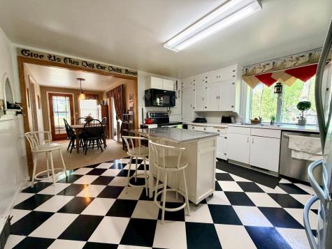 219 Moore Street Jackson MN 56143