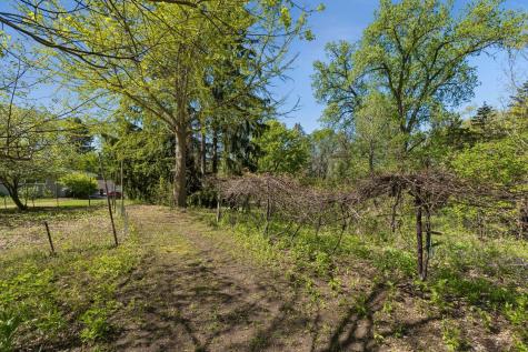 5900 Zehnder Road Sunfish Lake MN 55077