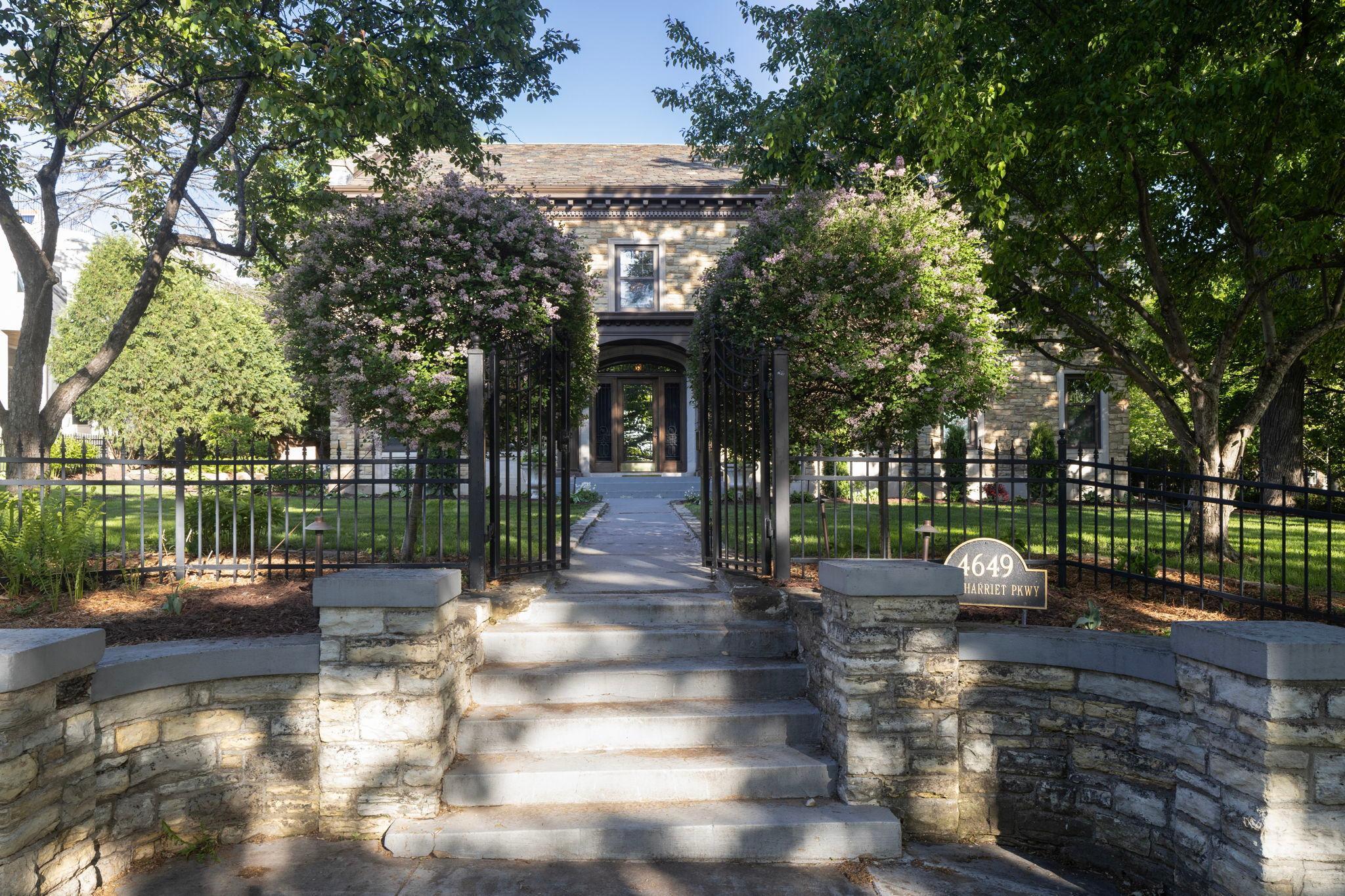 4649 E Lake Harriet Parkway Minneapolis MN 55419