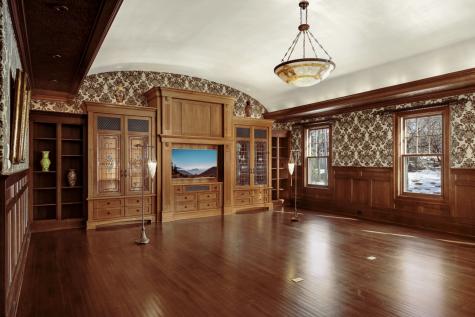 4649 E Lake Harriet Parkway Minneapolis MN 55419