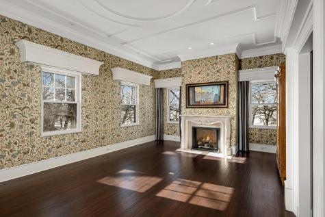 4649 E Lake Harriet Parkway Minneapolis MN 55419