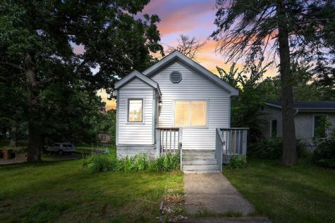 100 Warner Avenue S Mahtomedi MN 55115
