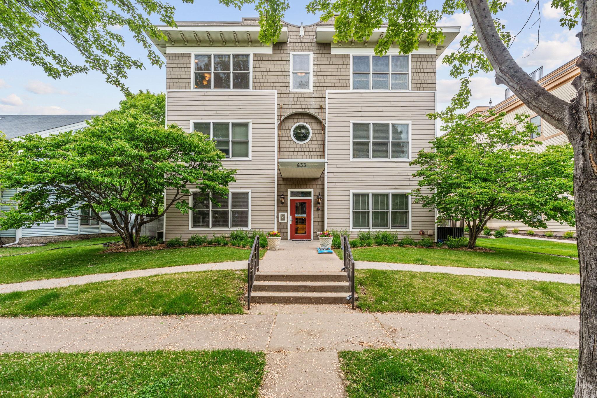 633 Dayton Avenue Saint Paul MN 55104