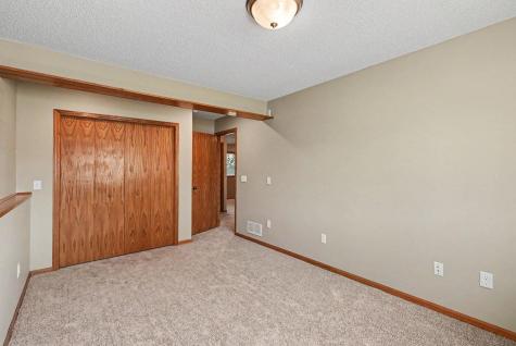 2795 235th Avenue NW Saint Francis MN 55070